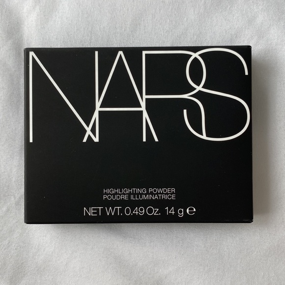*MOVING SALE* 🎉 NARS Highlighting Powder - Ibiza - Full Size - Picture 6 of 7